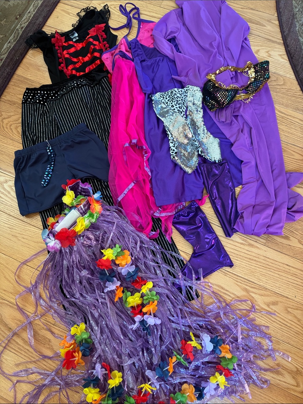 Women’s Purple Sequin & Floral Costume Accessories Set creative dress up